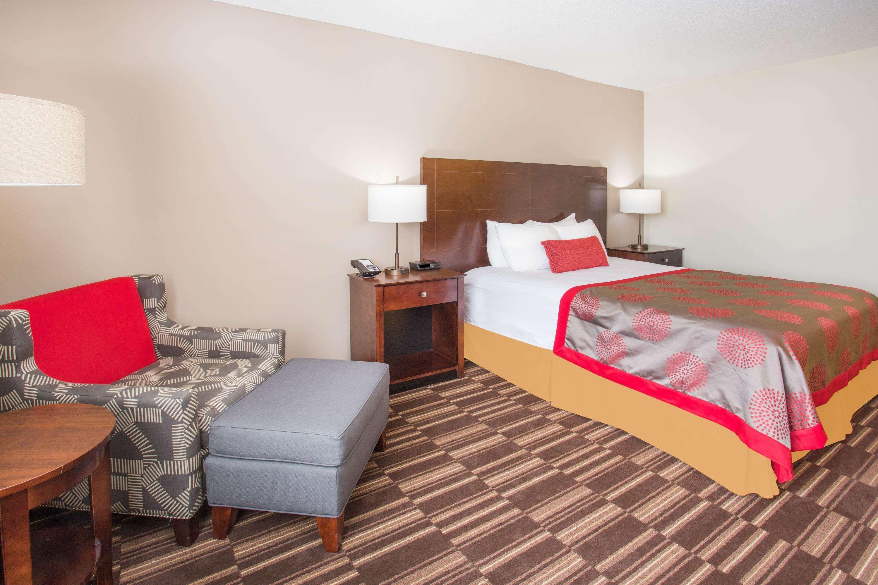 Best Western University Inn Urbana Экстерьер фото