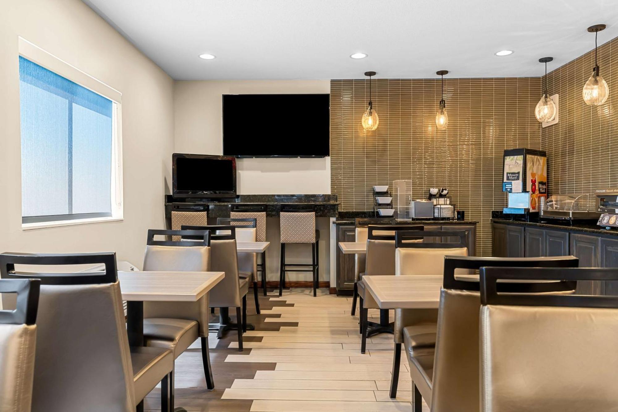 Best Western University Inn Urbana Экстерьер фото